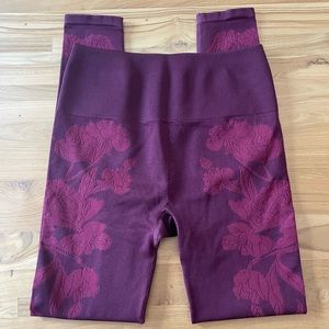 Fabletics floral pattern Leggings
